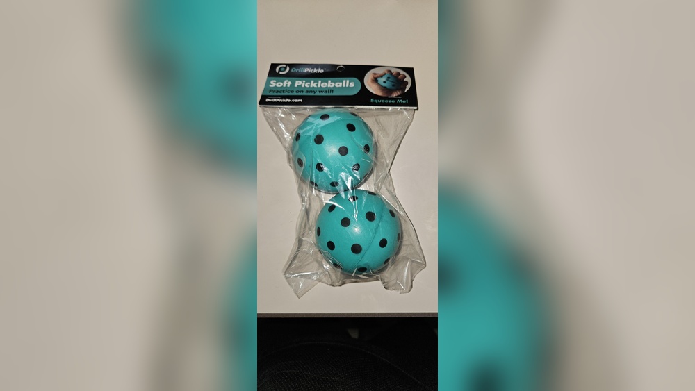 What to Get Someone Who Likes Pickleball